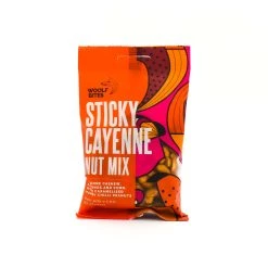 The Woolf'S Kitchen Zutaten Die Woolf's Kitchen Sticky Cayenne Nut Mix 80g