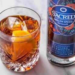 Sacred Spirits Heilige Geister Zutaten Heiliges Englisch Spiced Vermouth 50cl 5 Sacred Spirits Heilige Geister Zutaten Heiliges Englisch Spiced Vermouth 50cl -Deutschland Küchenwaren Verkäufe lifestyle 0053 SacredGinAugust2020 highres 53